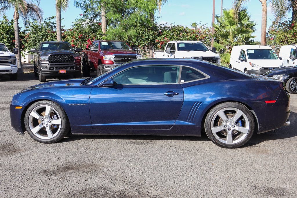 Used 2011 Chevrolet Camaro LS RWD image 5