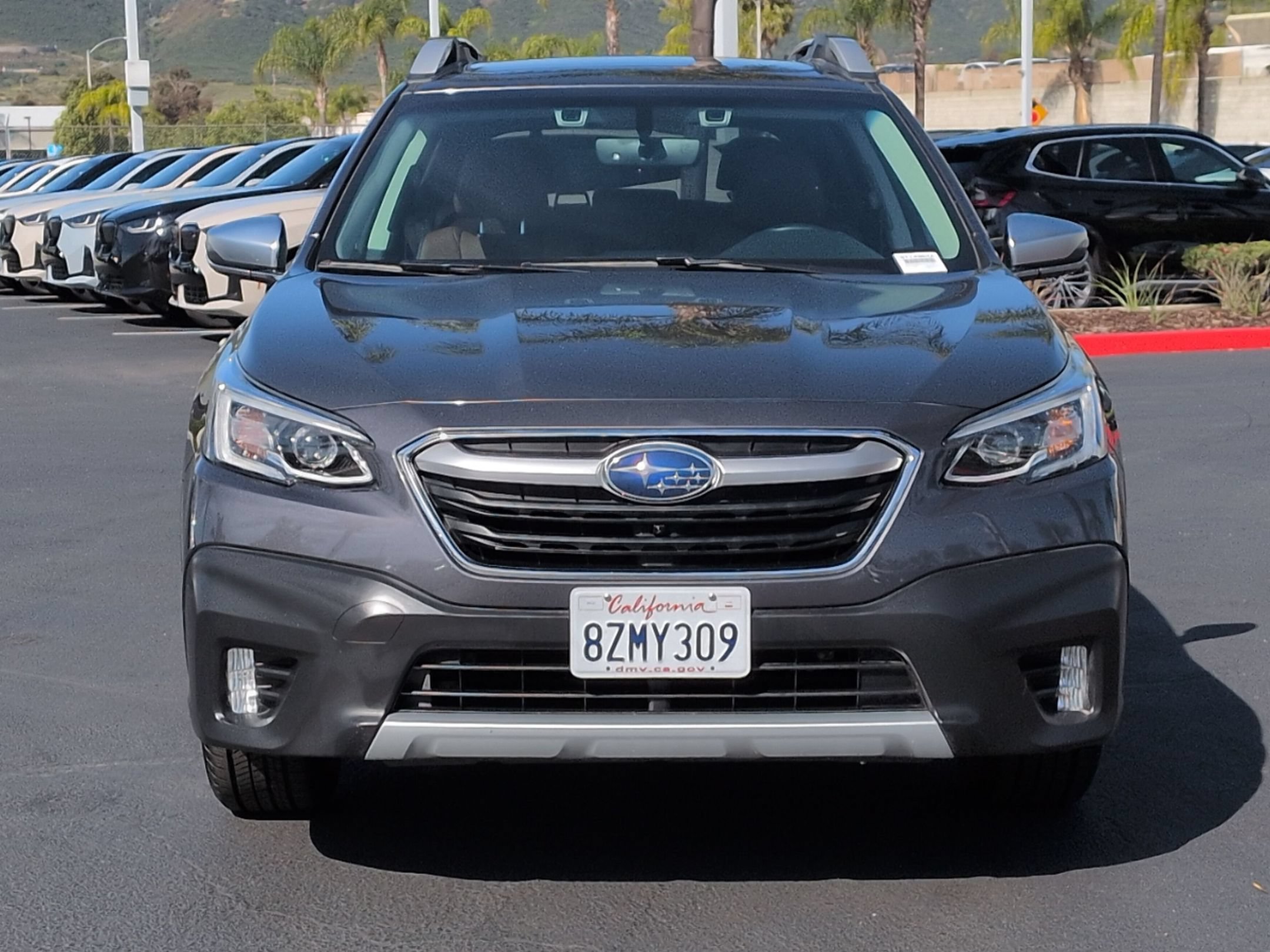 Used 2020 Subaru Outback Touring w/ Popular Package #2 AWD/4WD image 3