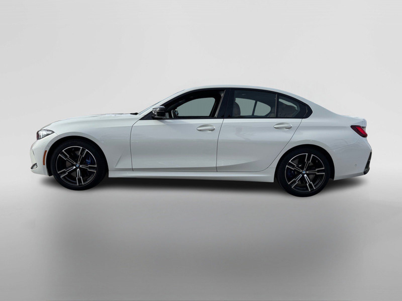 Used 2023 BMW M340i xDrive image 2