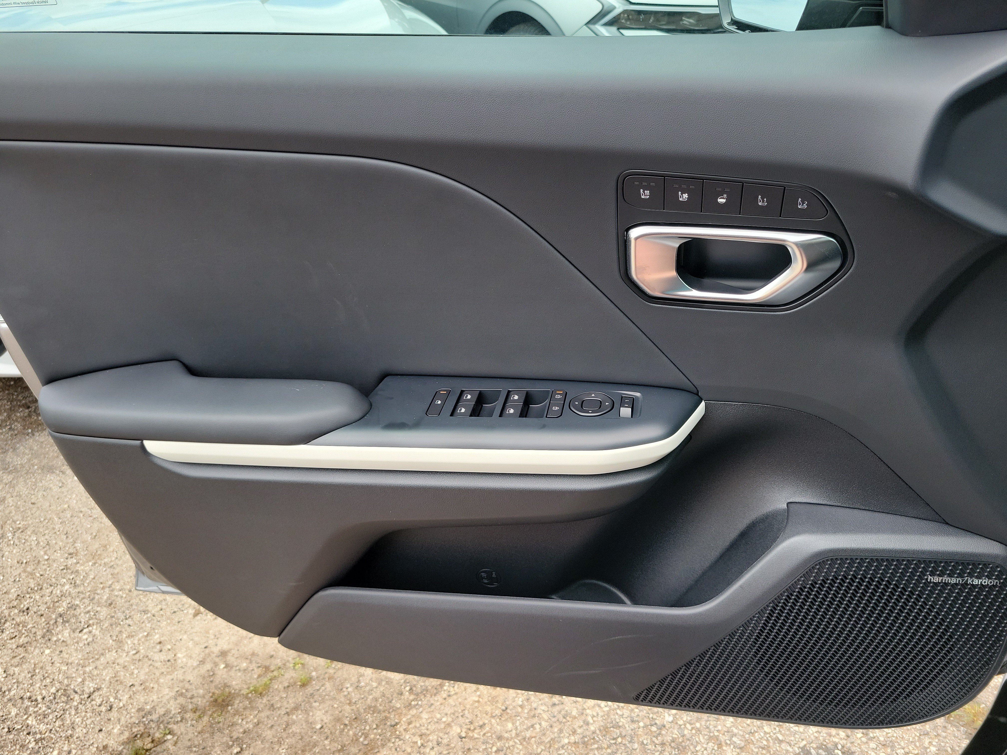 New 2026 Kia K4 GT-Line w/ GT-Line Premium Package FWD image 29