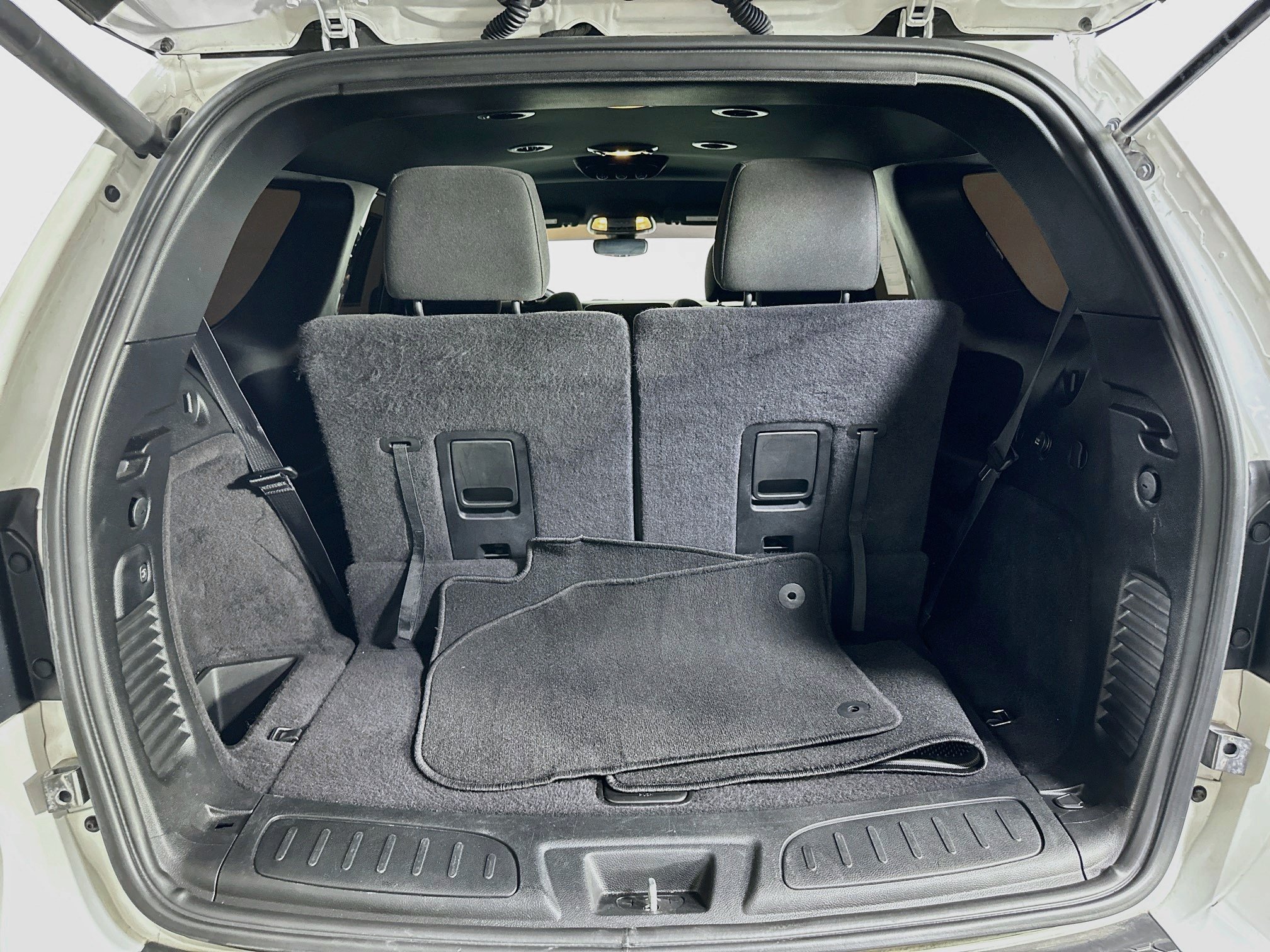 Used 2025 Dodge Durango GT RWD image 28
