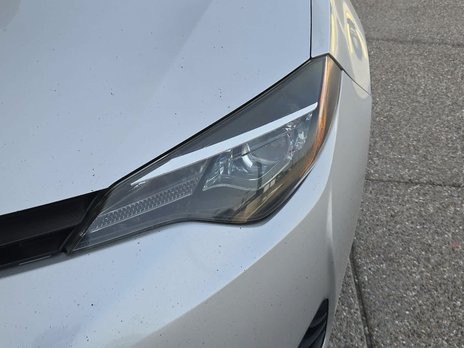 Used 2019 Toyota Corolla LE w/ Carpet Mat Package (TMS) FWD image 11