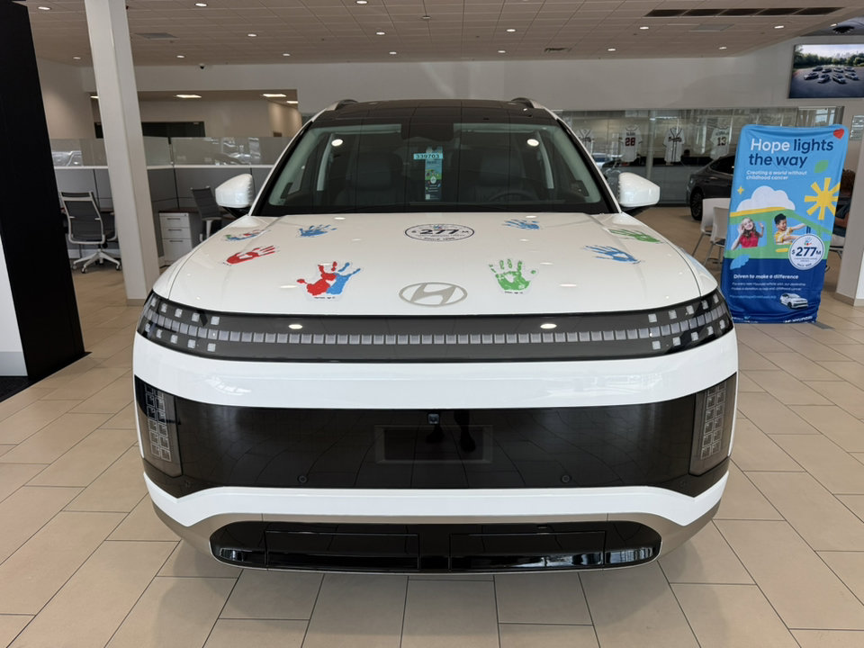 New 2026 Hyundai Ioniq 9 Calligraphy image 2