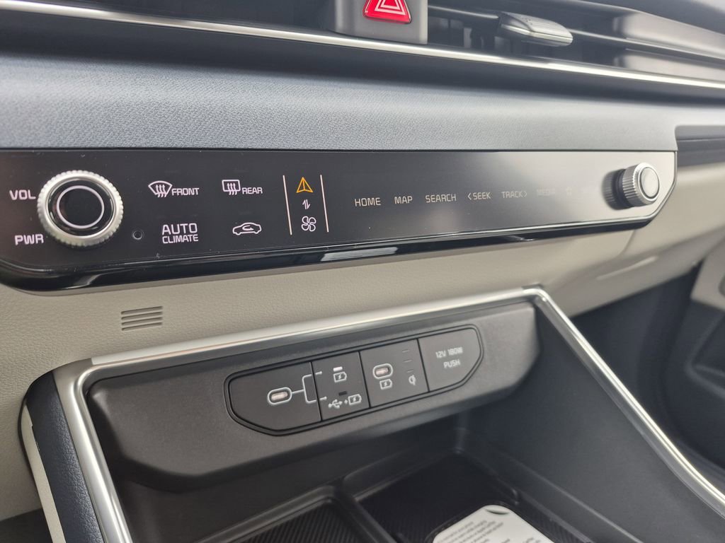 New 2026 Kia Carnival SX image 22