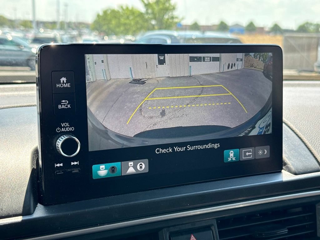 Used 2025 Honda Pilot Elite image 24