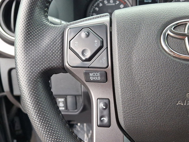 Used 2023 Toyota Tacoma TRD Off-Road w/ Advanced Technology Package image 18