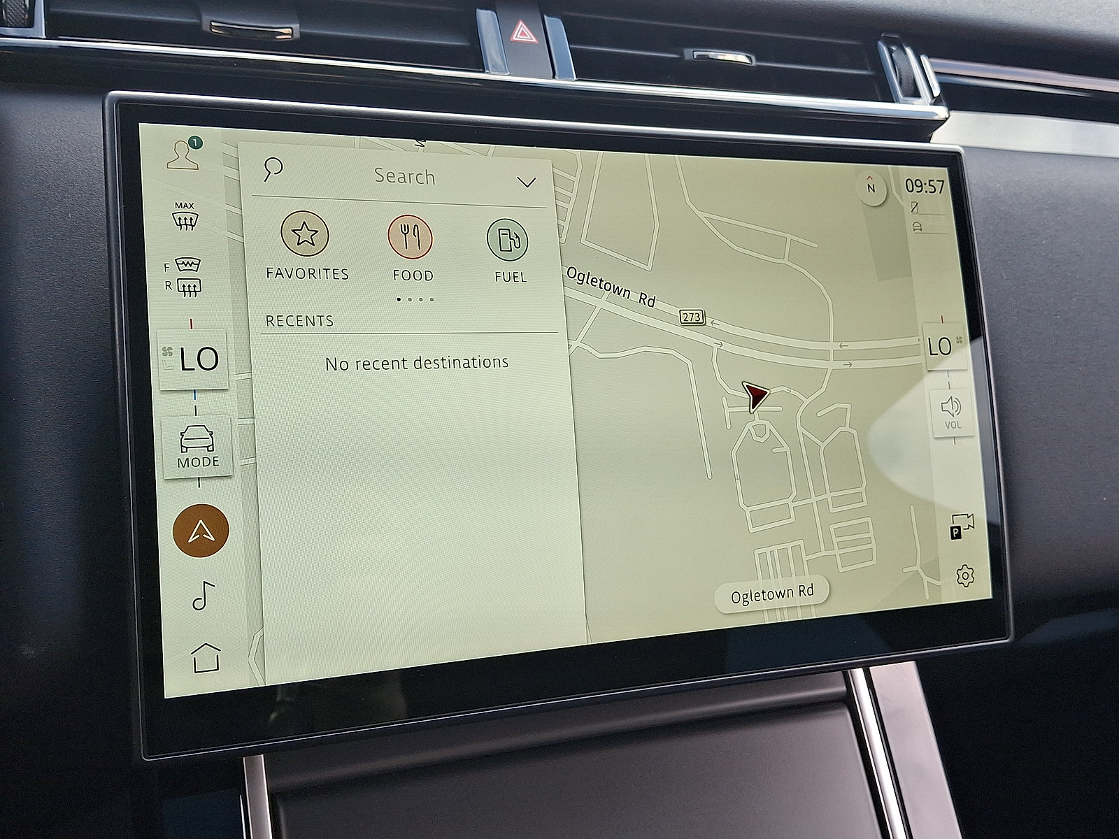 New 2026 Land Rover Range Rover Velar S AWD/4WD image 14