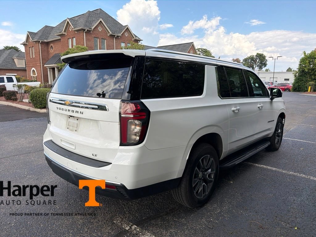 Used 2021 Chevrolet Suburban LT w/ LT Signature Plus Package AWD/4WD image 5