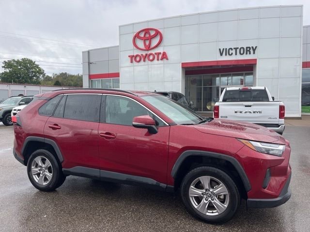 Used 2025 Toyota RAV4 XLE image 7