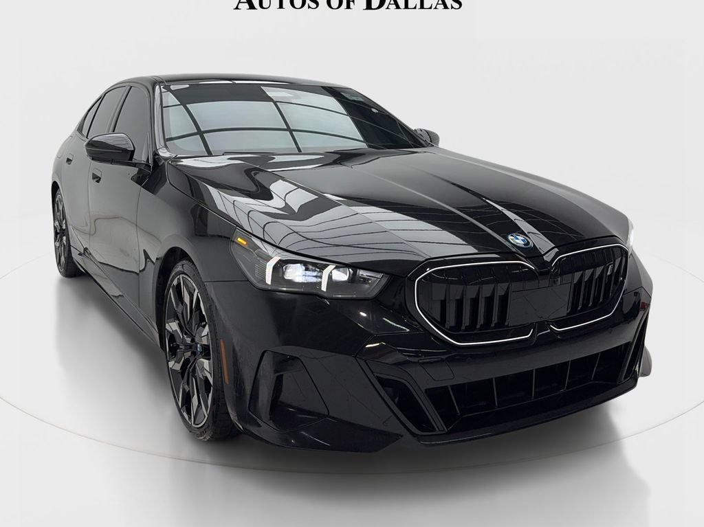 Used 2024 BMW i5 eDrive40i w/ Executive Package RWD image 2