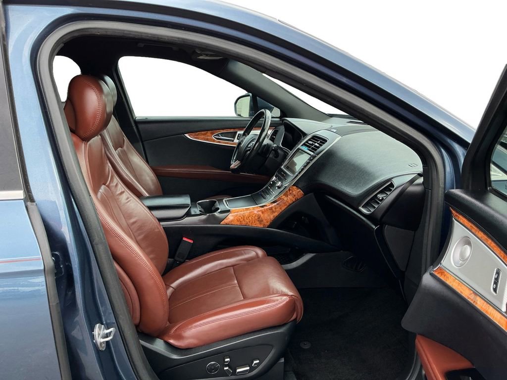 Used 2018 Lincoln MKX Reserve w/ Luxury Package image 22