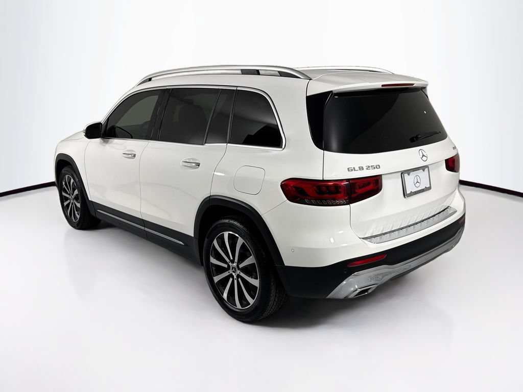Certified 2022 Mercedes-Benz GLB 250 4MATIC image 7