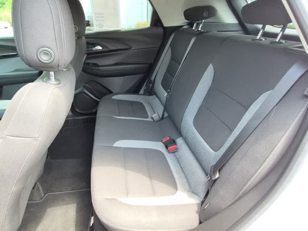 Used 2023 Chevrolet TrailBlazer LT w/ Convenience Package AWD/4WD image 7