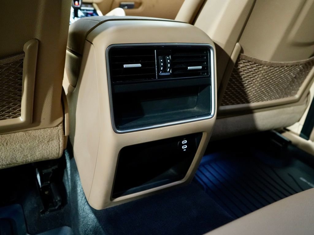 Used 2021 Porsche Cayenne image 29