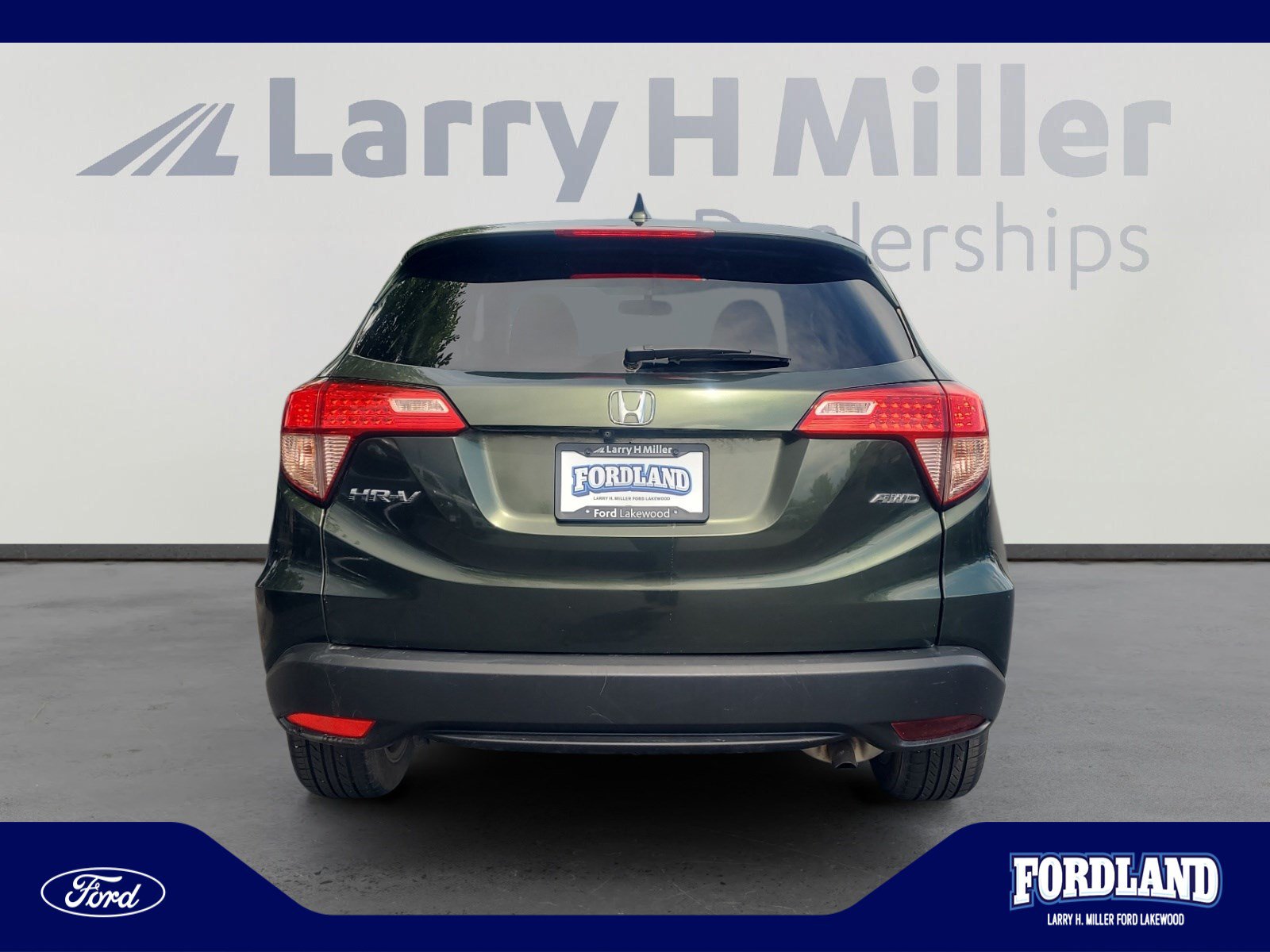 Used 2017 Honda HR-V EX image 4