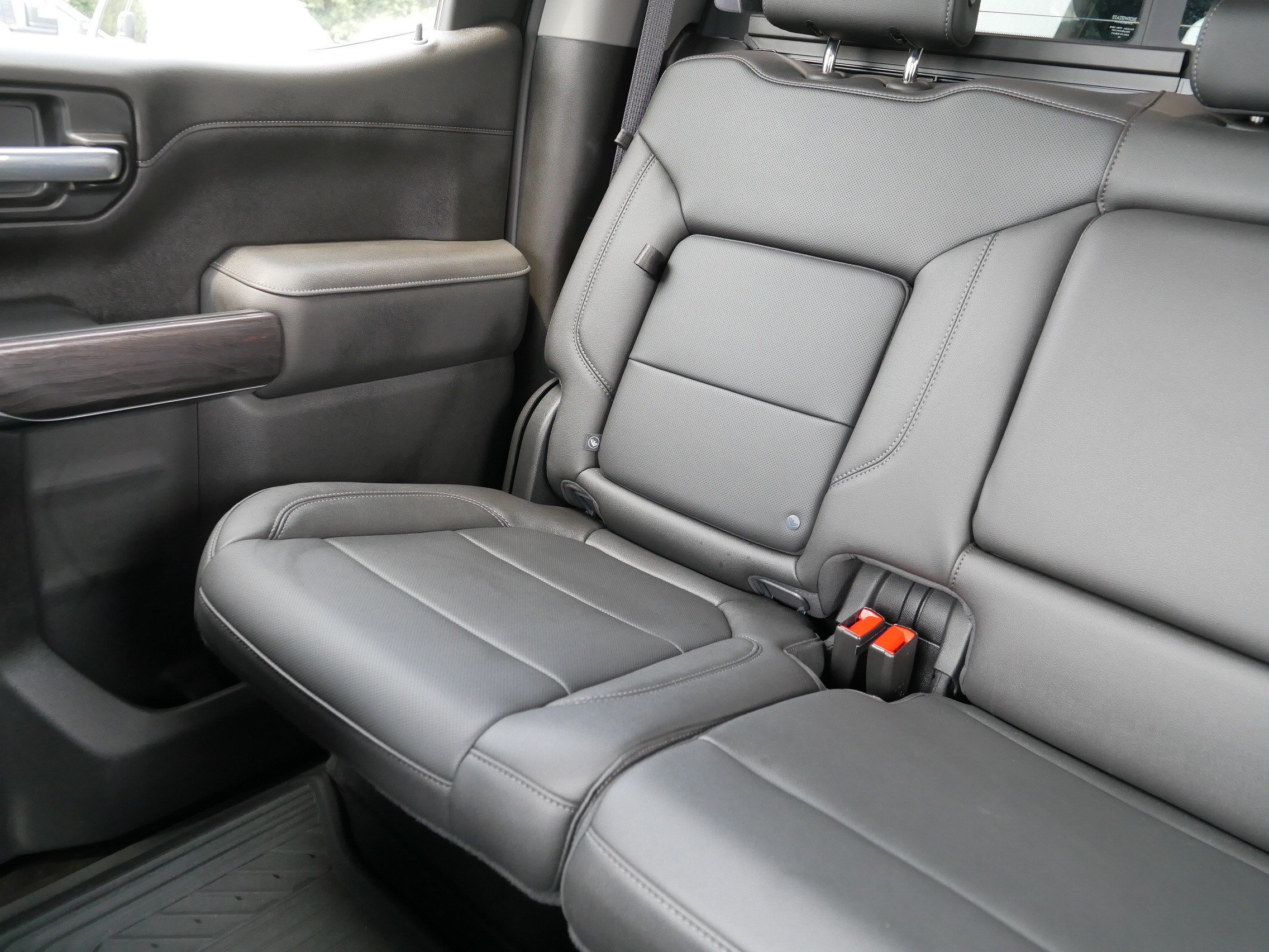 Used 2021 Chevrolet Silverado 1500 LTZ AWD/4WD image 12