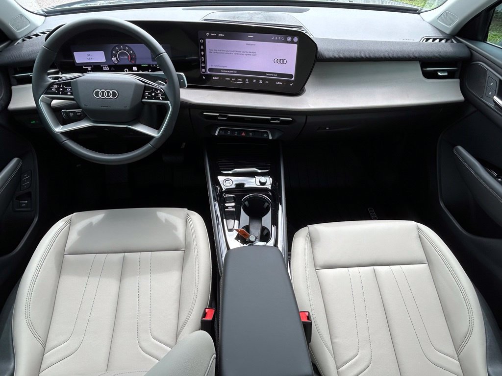 New 2026 Audi Q3 quattro 2.0T AWD/4WD image 10
