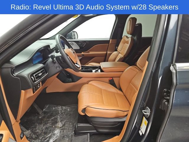 Used 2024 Lincoln Aviator Black Label w/ Dynamic Handling Package image 11