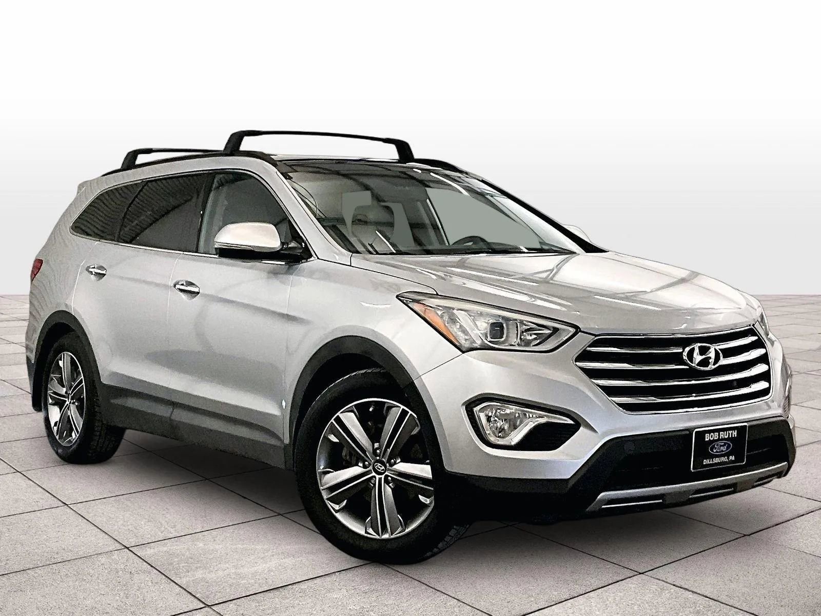 Used 2015 Hyundai Santa Fe Limited w/ Option Group 04 AWD/4WD image 2