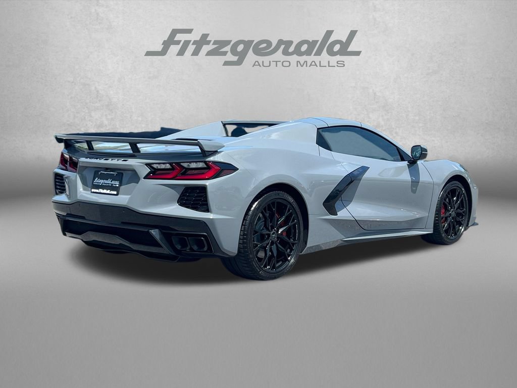Used 2025 Chevrolet Corvette Stingray Convertible w/ Z51 Performance Package RWD image 8