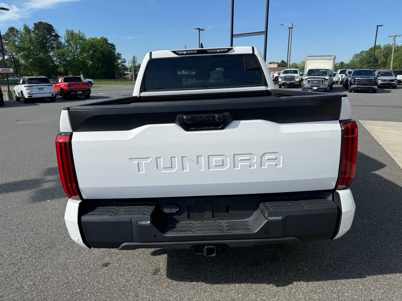 Used 2022 Toyota Tundra SR5 w/ SR5 Premium Package image 7