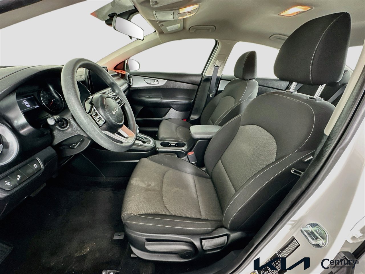 Certified 2023 Kia Forte LXS w/ LXS Technology Package FWD image 19