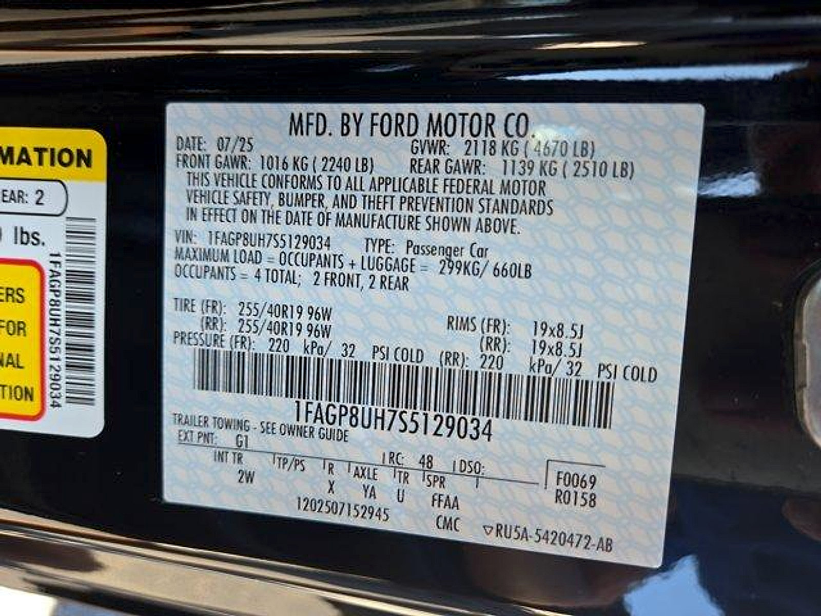 Certified 2025 Ford Mustang Convertible RWD image 28