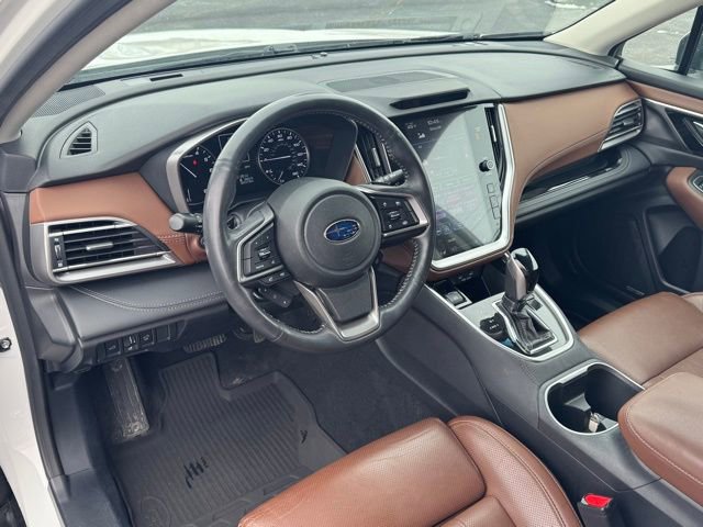 Used 2020 Subaru Outback Touring w/ Popular Package #2 image 11