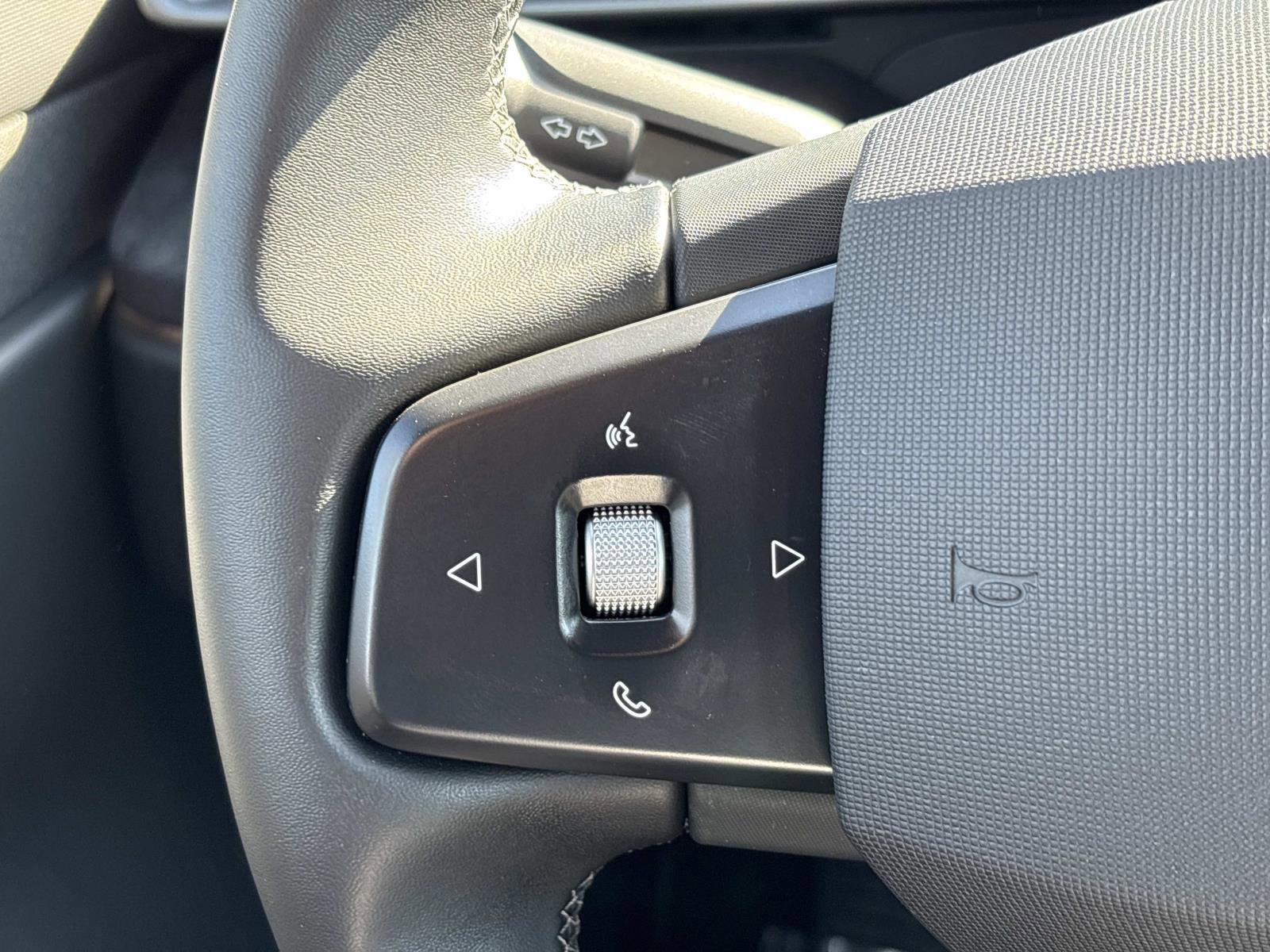 Used 2023 Fisker Ocean One image 17