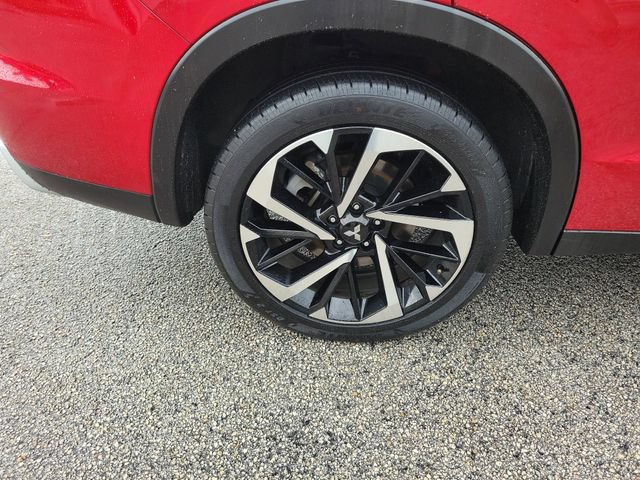 Used 2024 Mitsubishi Outlander SE FWD image 7