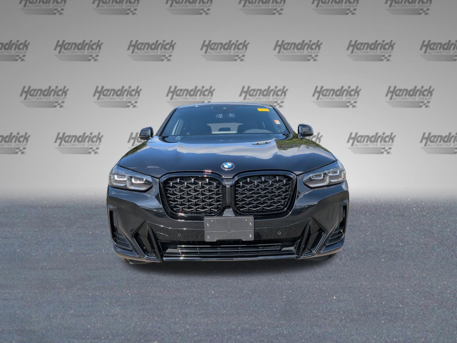 Certified 2025 BMW X4 xDrive30i w/ M Sport Package AWD/4WD image 5
