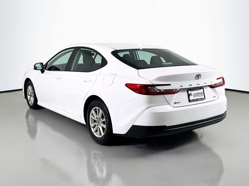 Used 2025 Toyota Camry LE FWD image 8