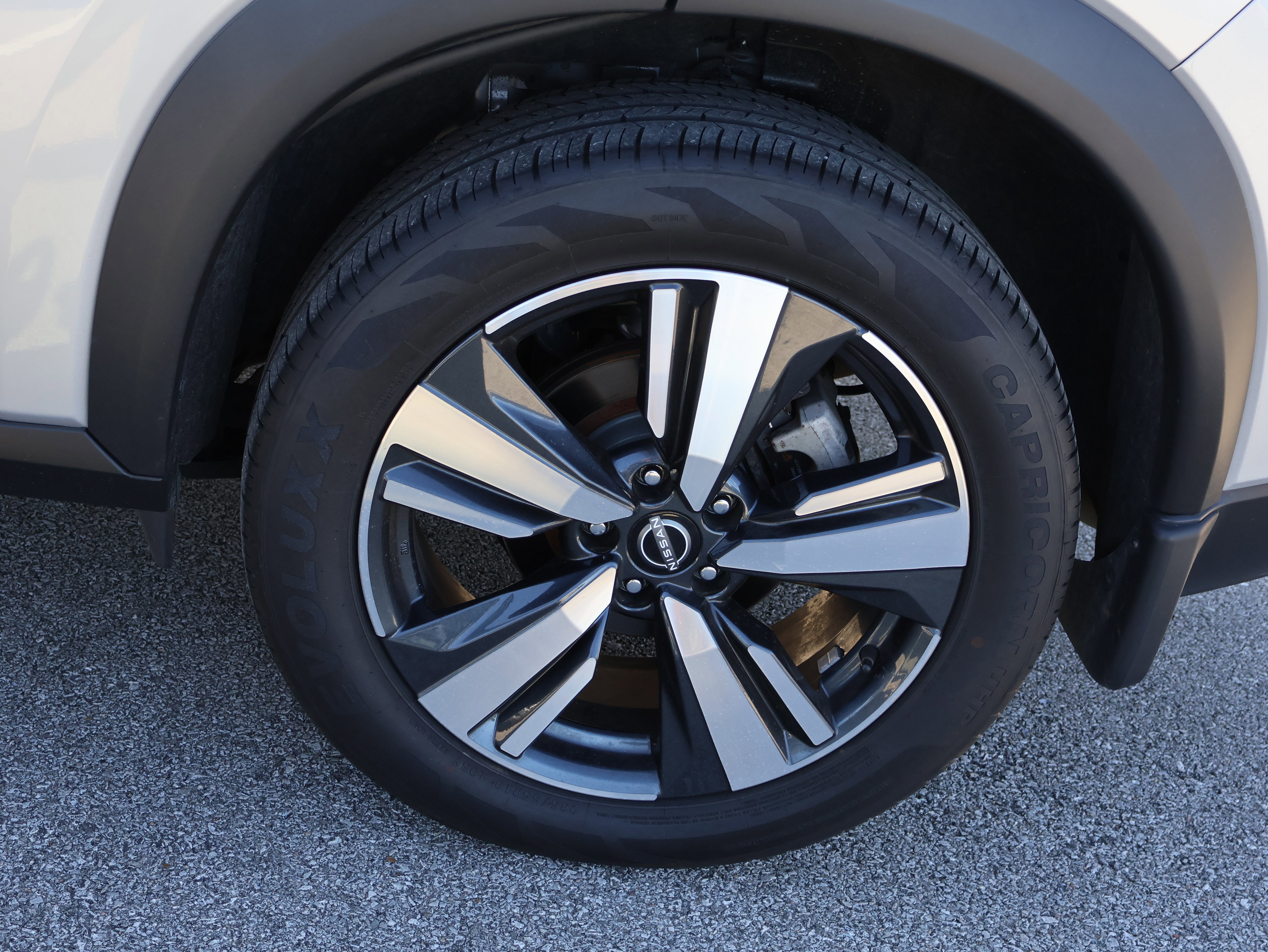 Used 2022 Nissan Rogue SL image 46