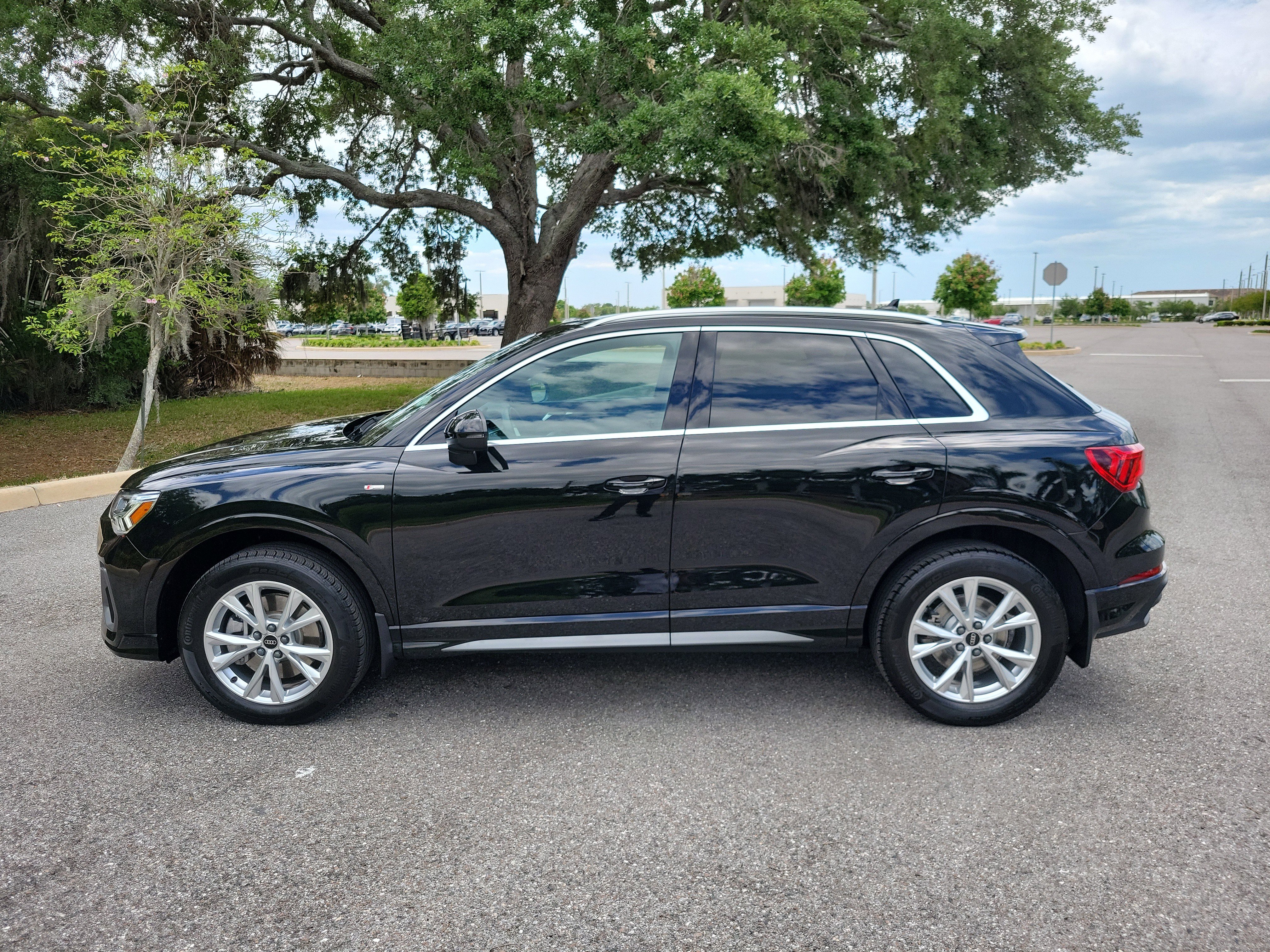 Used 2024 Audi Q3 2.0T Premium image 7