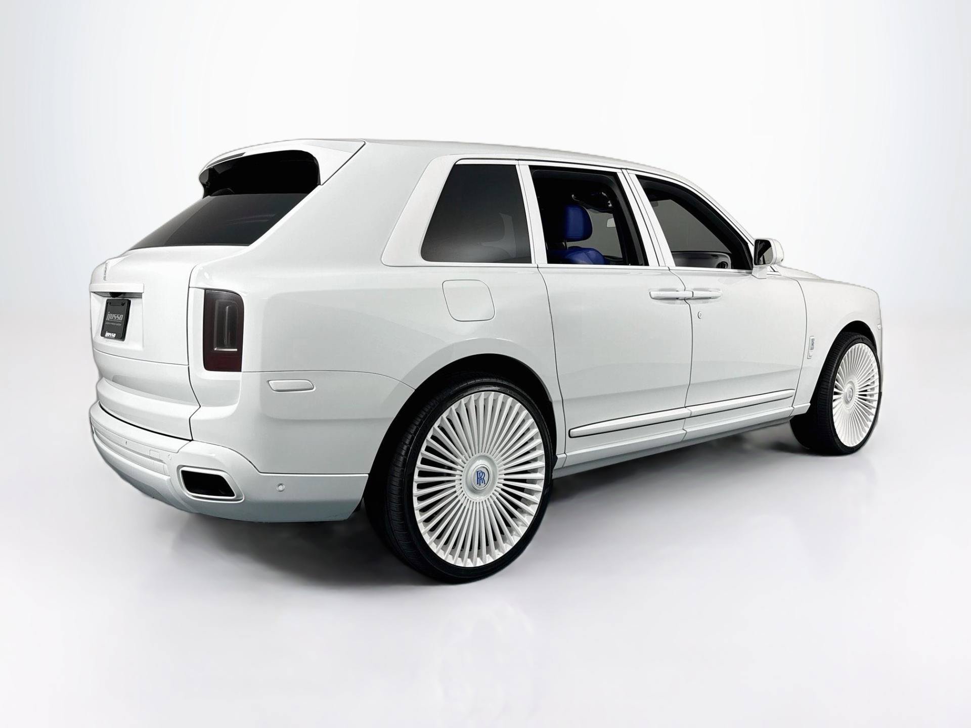 Used 2023 Rolls-Royce Cullinan Black Badge w/ Driver's Package AWD/4WD image 5