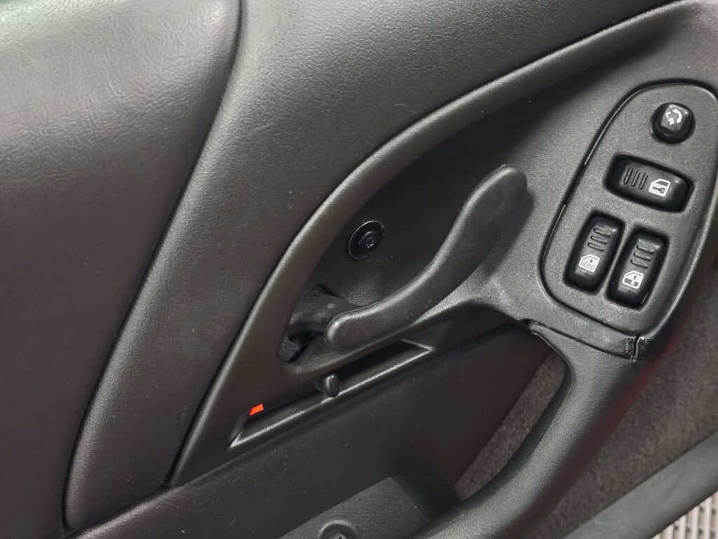 Used 2002 Chevrolet Camaro Z28 w/ SS Performance/Appearance Pkg image 78