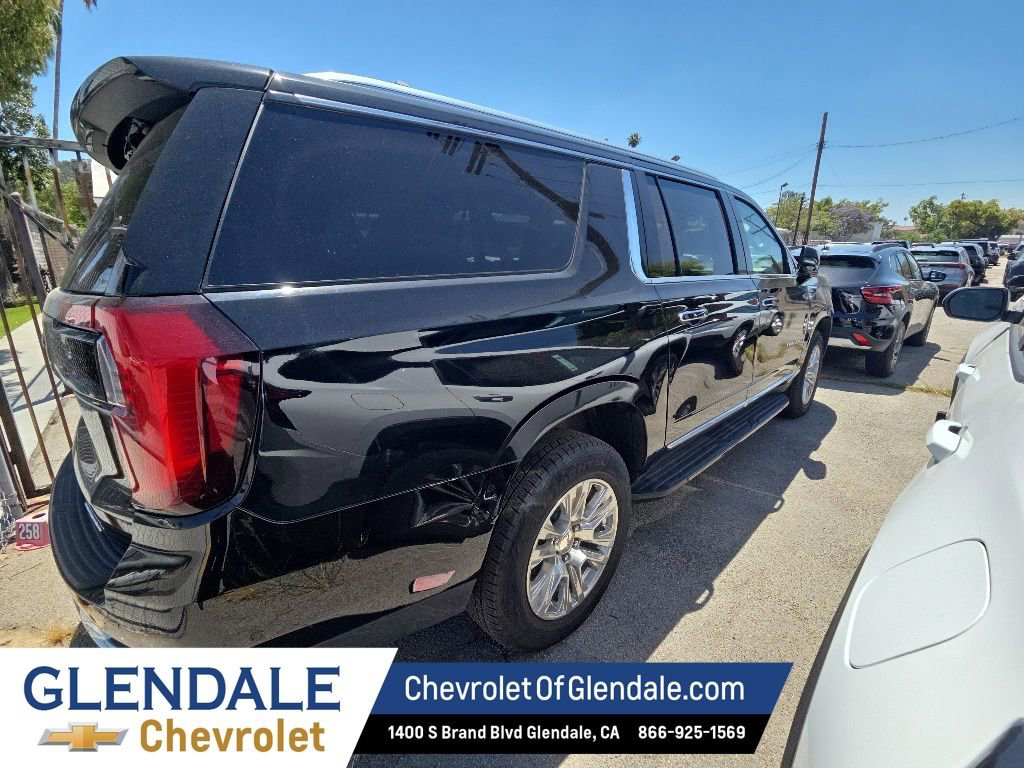 Certified 2025 GMC Yukon XL Denali AWD/4WD image 7