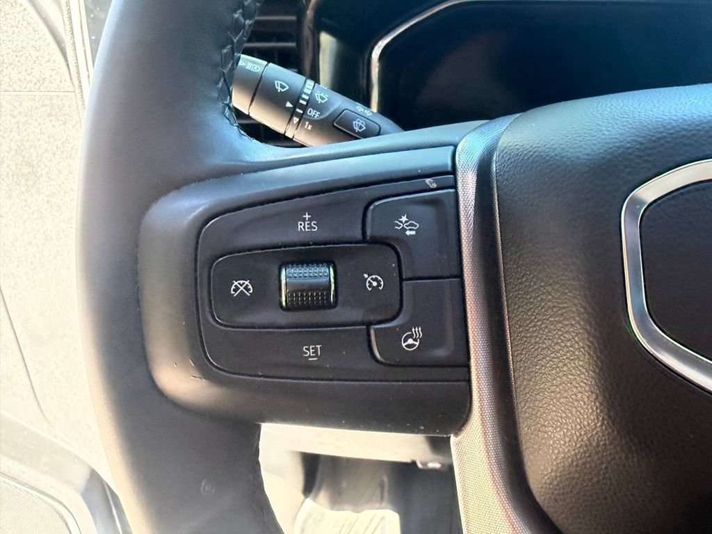 Used 2024 GMC Sierra 1500 Elevation w/ LPO, Elevation Black Package AWD/4WD image 14