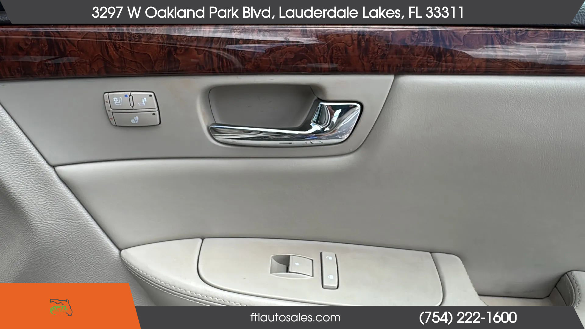 Used 2007 Cadillac DTS w/ Trunk Convenience Package image 54