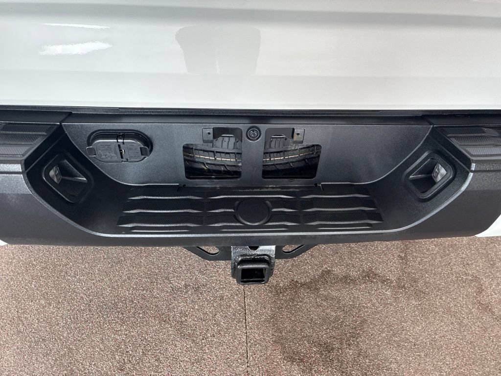 Used 2020 Toyota Tundra SR5 w/ TRD Sport Package AWD/4WD image 25
