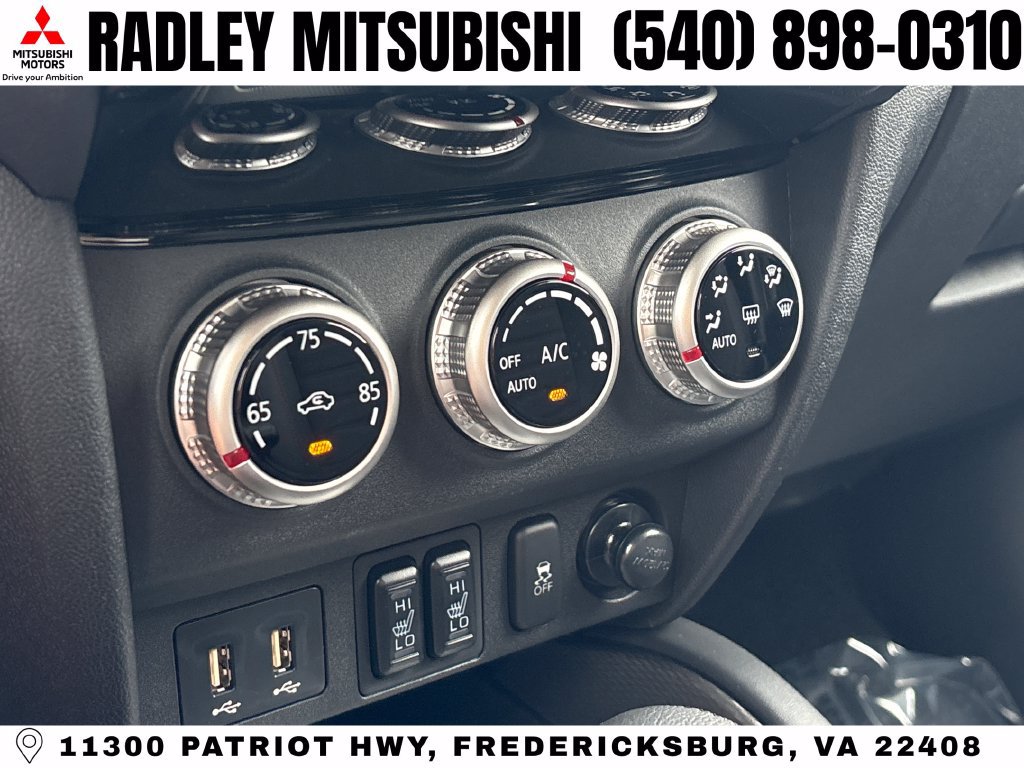 New 2027 Mitsubishi Outlander Sport SE FWD image 10