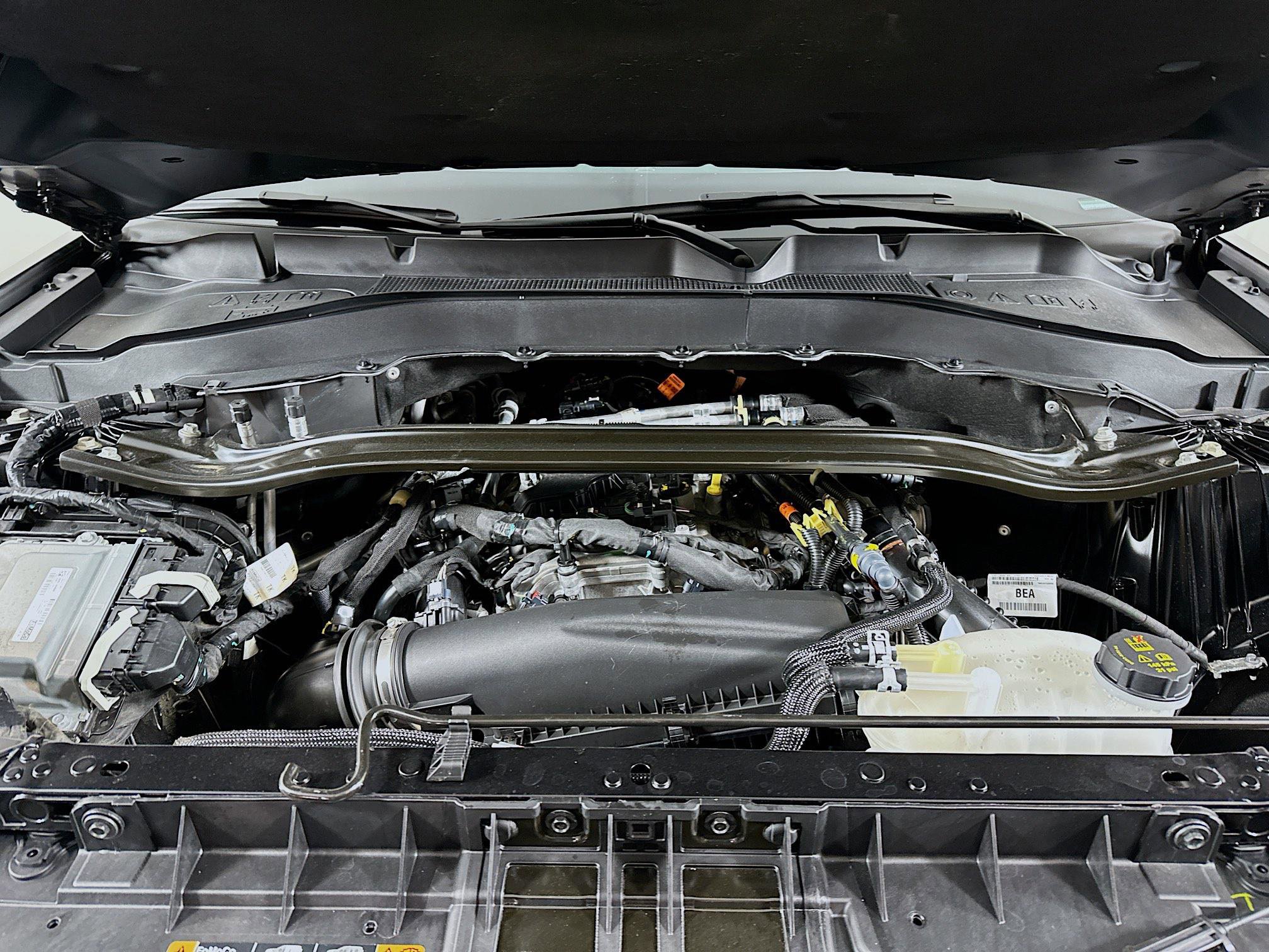 Used 2025 Ford Explorer Platinum w/ LUX Leather Package image 36