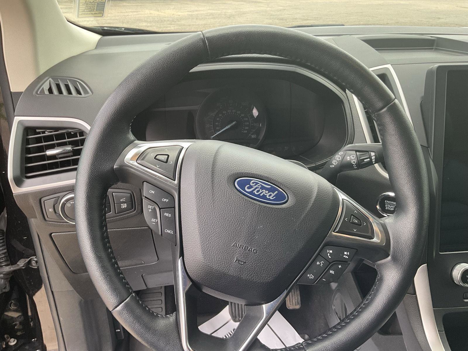 Used 2023 Ford Edge SEL w/ Sport Appearance Package image 12