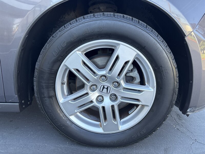 Used 2012 Honda Odyssey Touring Elite image 15