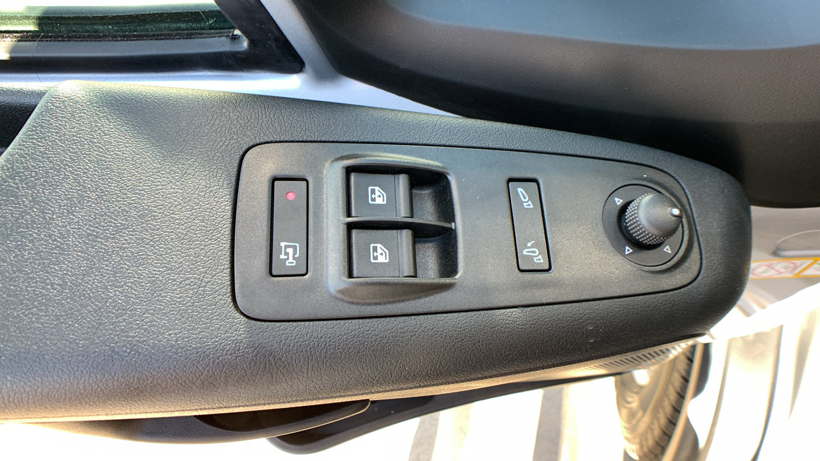 New 2026 RAM ProMaster 1500 w/ Convenience Group FWD image 12