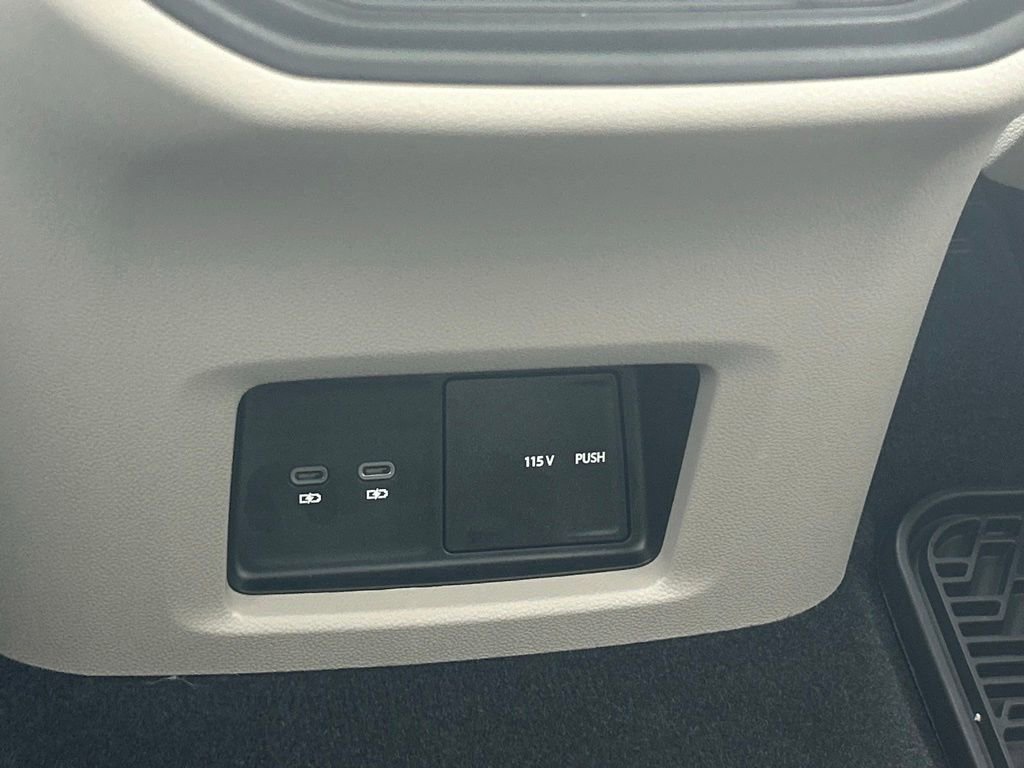 New 2026 Volkswagen Atlas SE FWD image 47