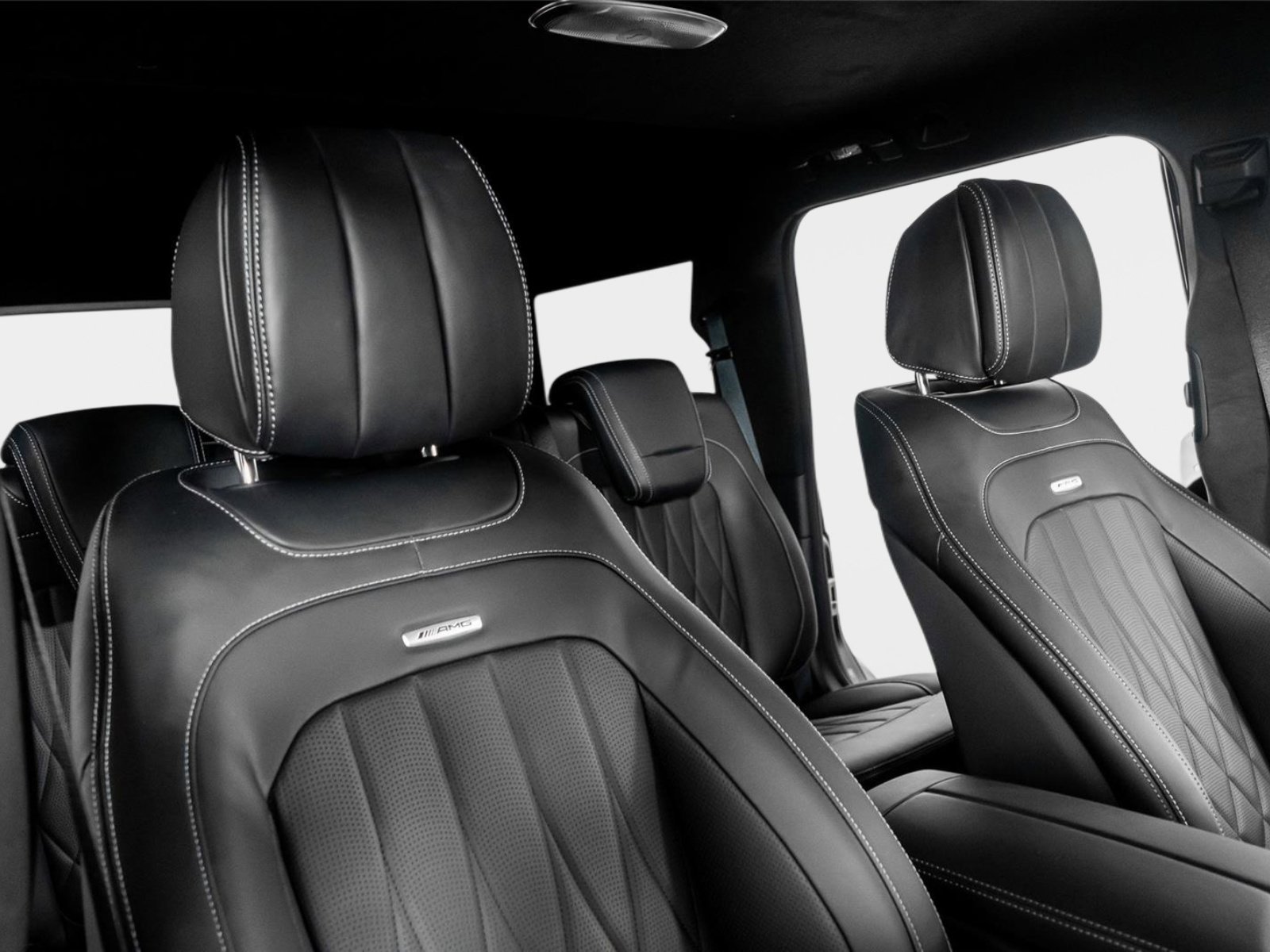 Used 2025 Mercedes-Benz G 63 AMG 4MATIC image 32