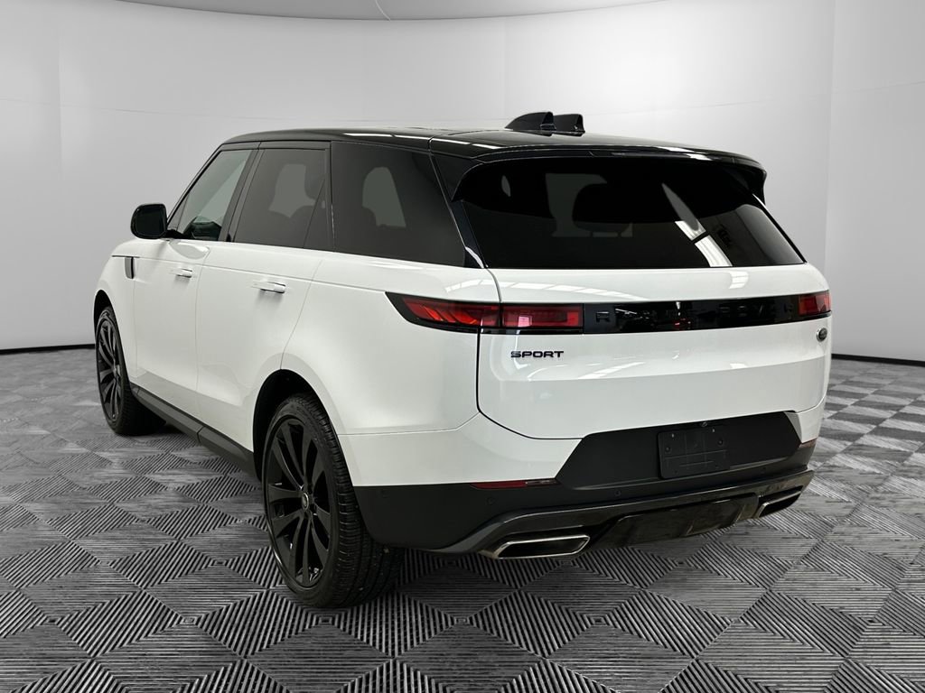 Used 2023 Land Rover Range Rover Sport SE image 3