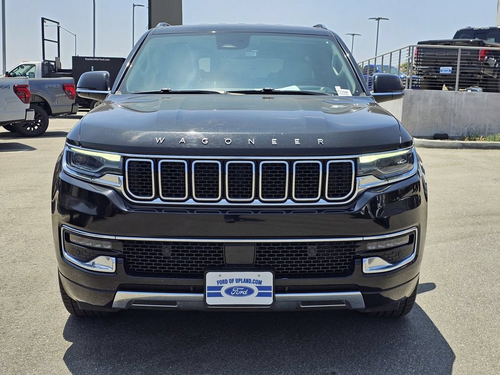 Used 2024 Jeep Wagoneer Series III AWD/4WD image 2