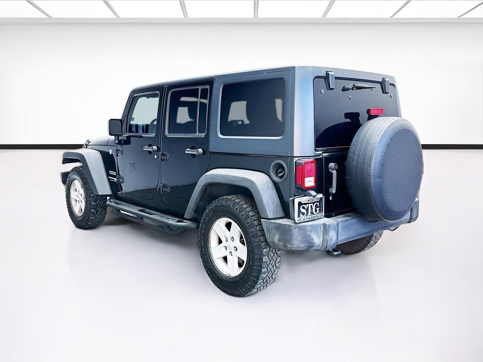 Used 2018 Jeep Wrangler Unlimited Sport S AWD/4WD image 6